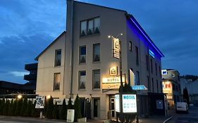 Hotel Come In